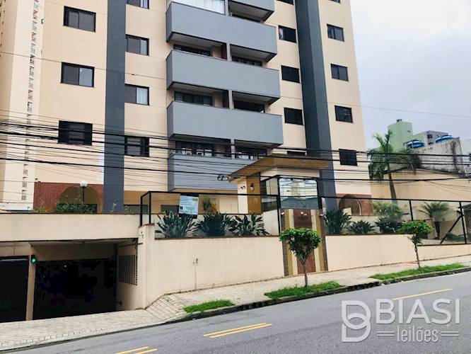 Leilão de 23 Imóveis Residenciais e Terrenos em SP RJ MG PR RS CE