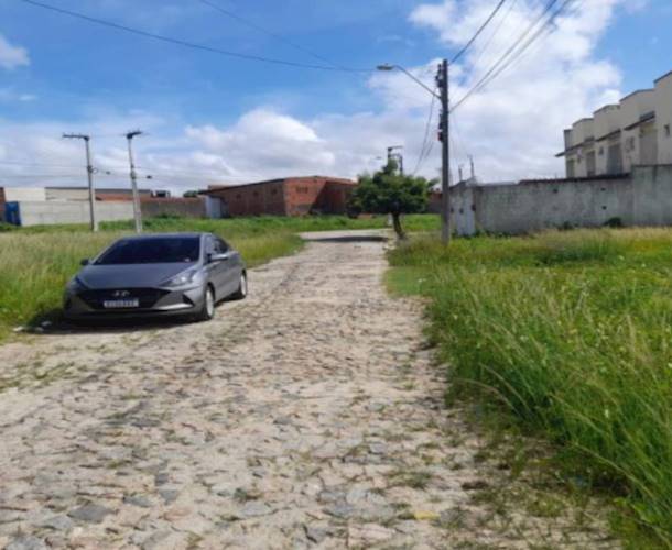 Leilão de 07 Imóveis Residenciais e Comerciais e Terrenos em SP MG