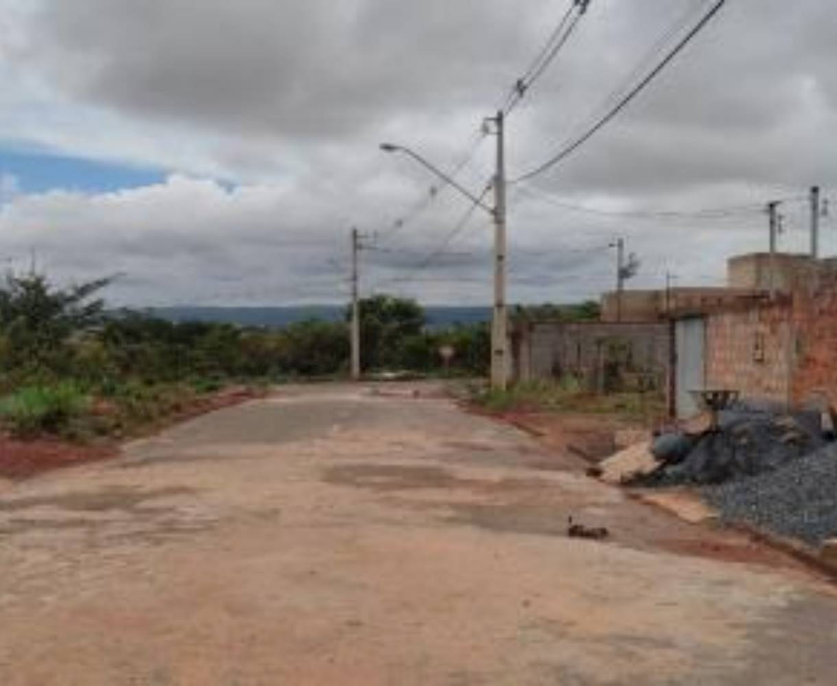 Leil O De Im Veis Residenciais E Terrenos Em Mg E Pr Confira E