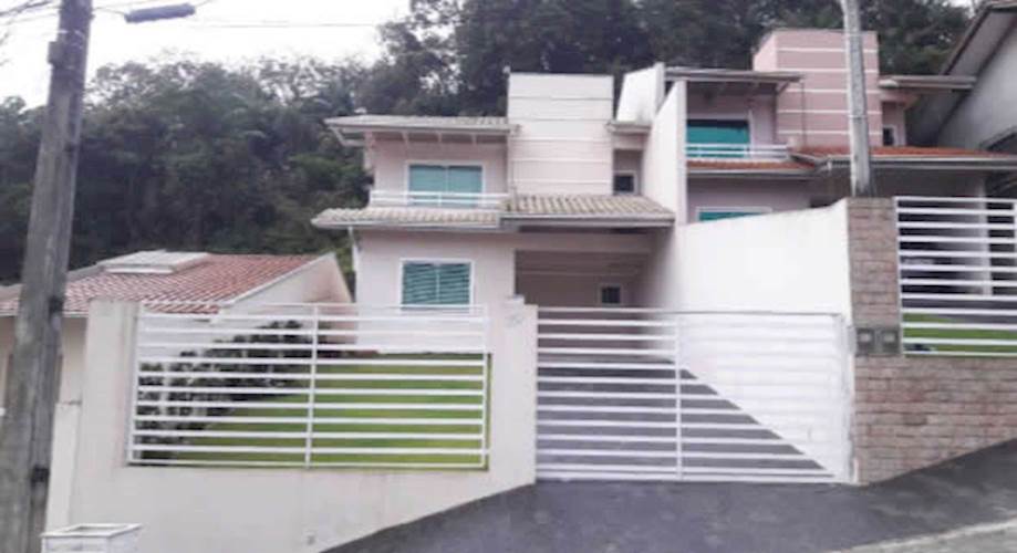 Casas à Venda no Bairro Fortaleza Alta em Blumenau - Imóveis-SC