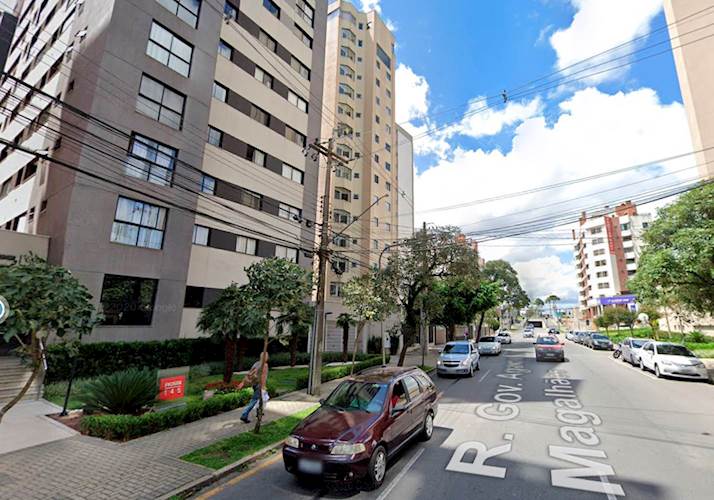 2° Leilão - 08 Imóveis (Casas e Apartamentos) em: SP, RJ, MG, SC, PR e GO, Imperdível! Aproveite! - Lote Nº 03 - Apartamento em Cristo Rei -  Curitiba/PR