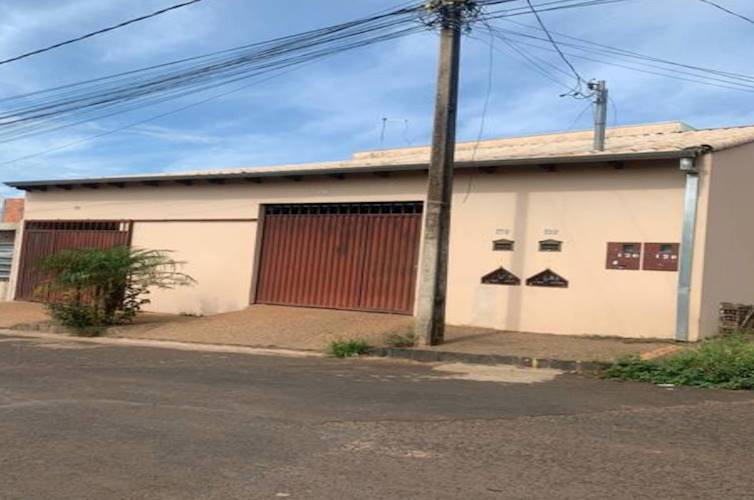 Leilão de 05 Imóveis (Residenciais e Comerciais) em Uberlândia/MG e