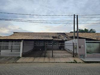 Casa na morada do vale em barra do piraí/rj