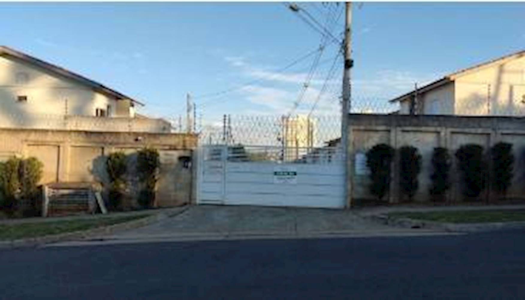 Imagem do imóvel Casa no "Residencial Flamboyant" em Caguassu - Sorocaba/SP