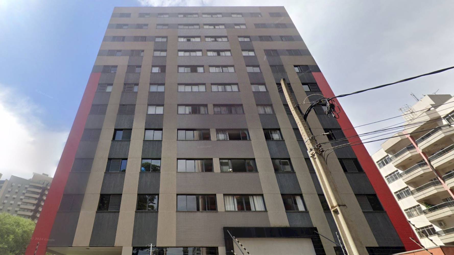 Imagem do imóvel Apartamento no "Edifício Gren Park Boulevard" - Zona 7 - Maringá/PR