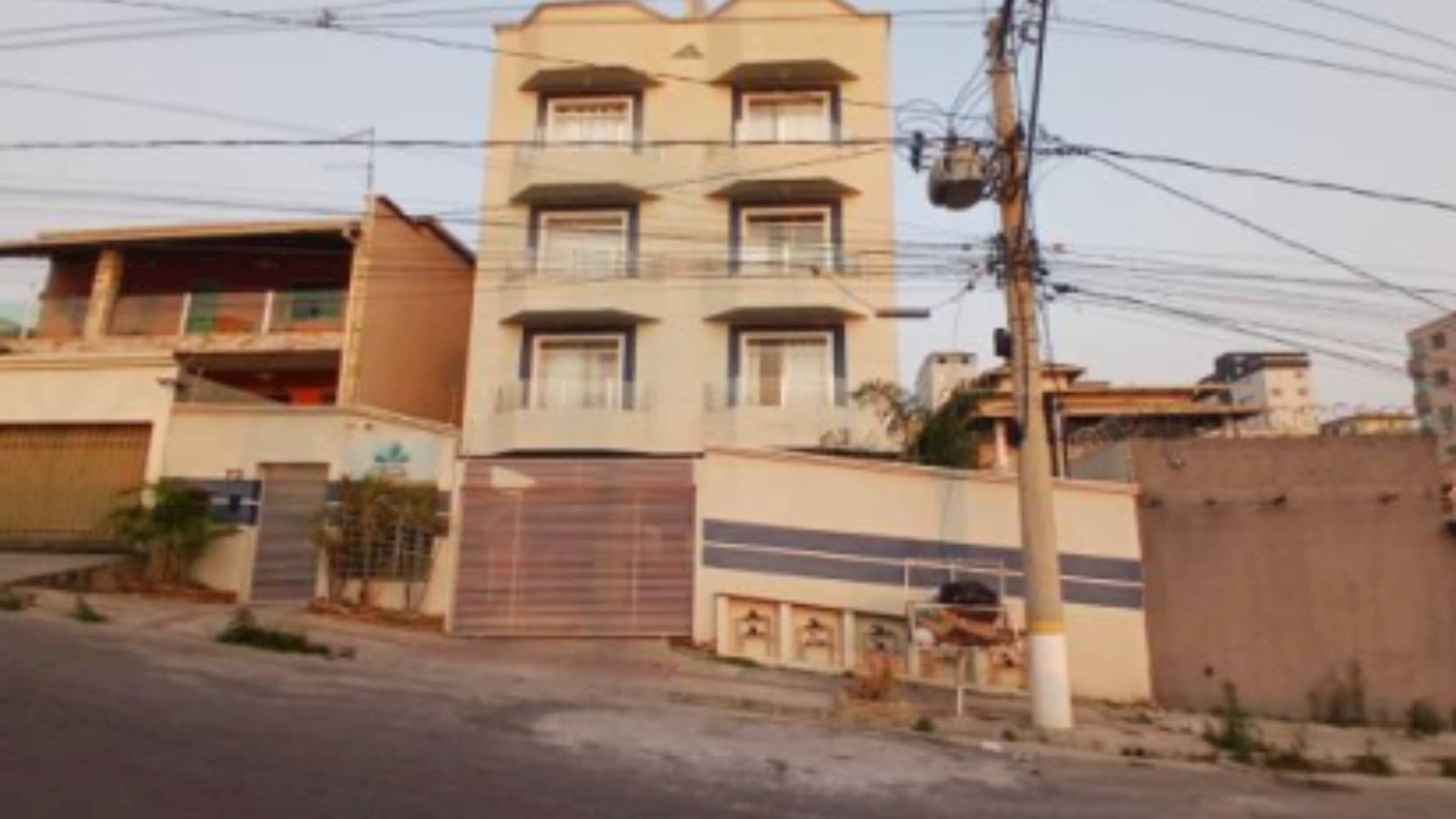 Imagem do imóvel Apartamento no "Edíficio Berilo" no Bairro Europa em Contagem/MG