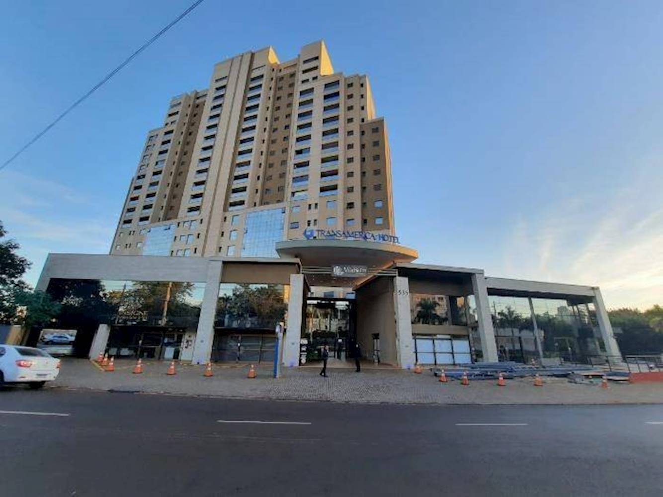 Imagem do imóvel Apartamento (Hotel) no "Vilaboim Center" - Residencial Flórida - Ribeirão Preto/SP