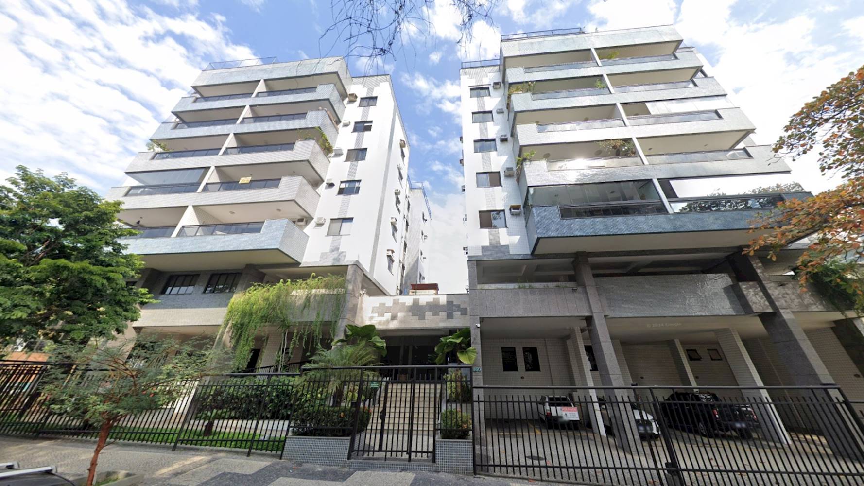 Imagem do imóvel Apartamento no "Condomínio Residencial Entre Rios" - Freguesia - Rio de Janeiro/RJ