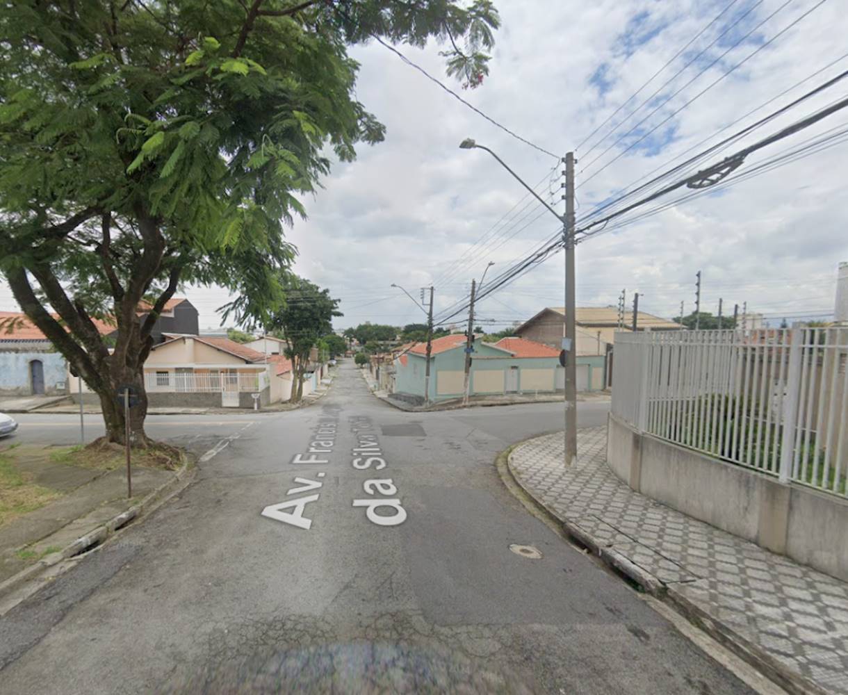 Apartamento no "Edifício Litani" - Jardim Maria Augusta - Taubaté/SP, localizado em Taubaté - SP