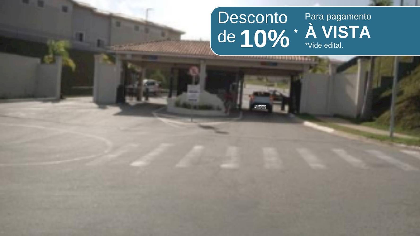 Imagem do imóvel Casa no "Condomínio dos Pássaros" - Chácara Solar  - Santana de Parnaíba/SP