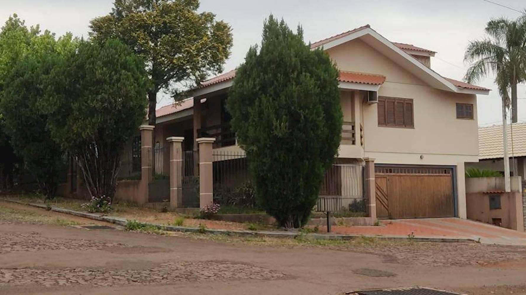 Casa em São Francisco - Santa Rosa/RS, localizado em Santa Rosa - RS