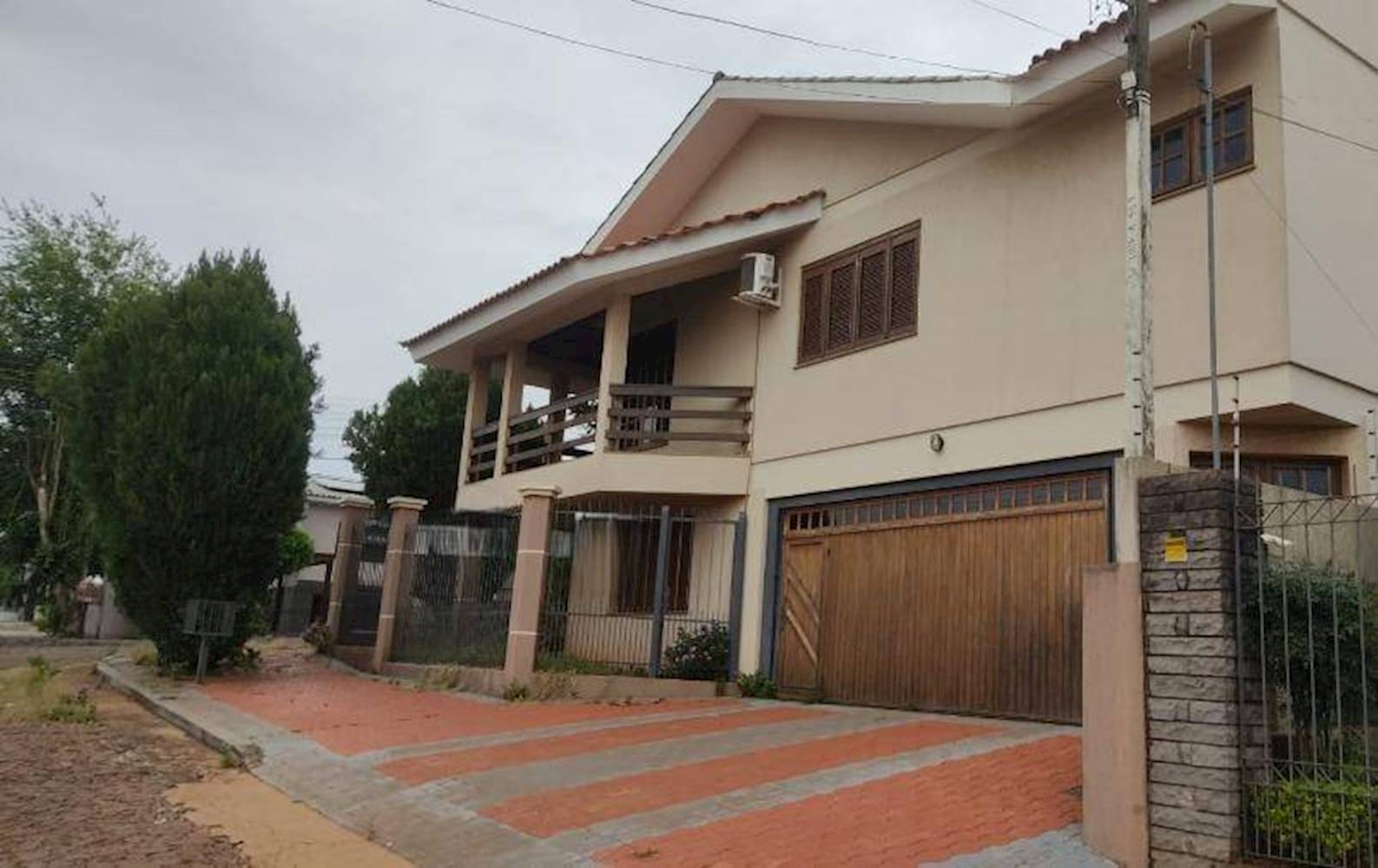 Casa em São Francisco - Santa Rosa/RS, localizado em Santa Rosa - RS