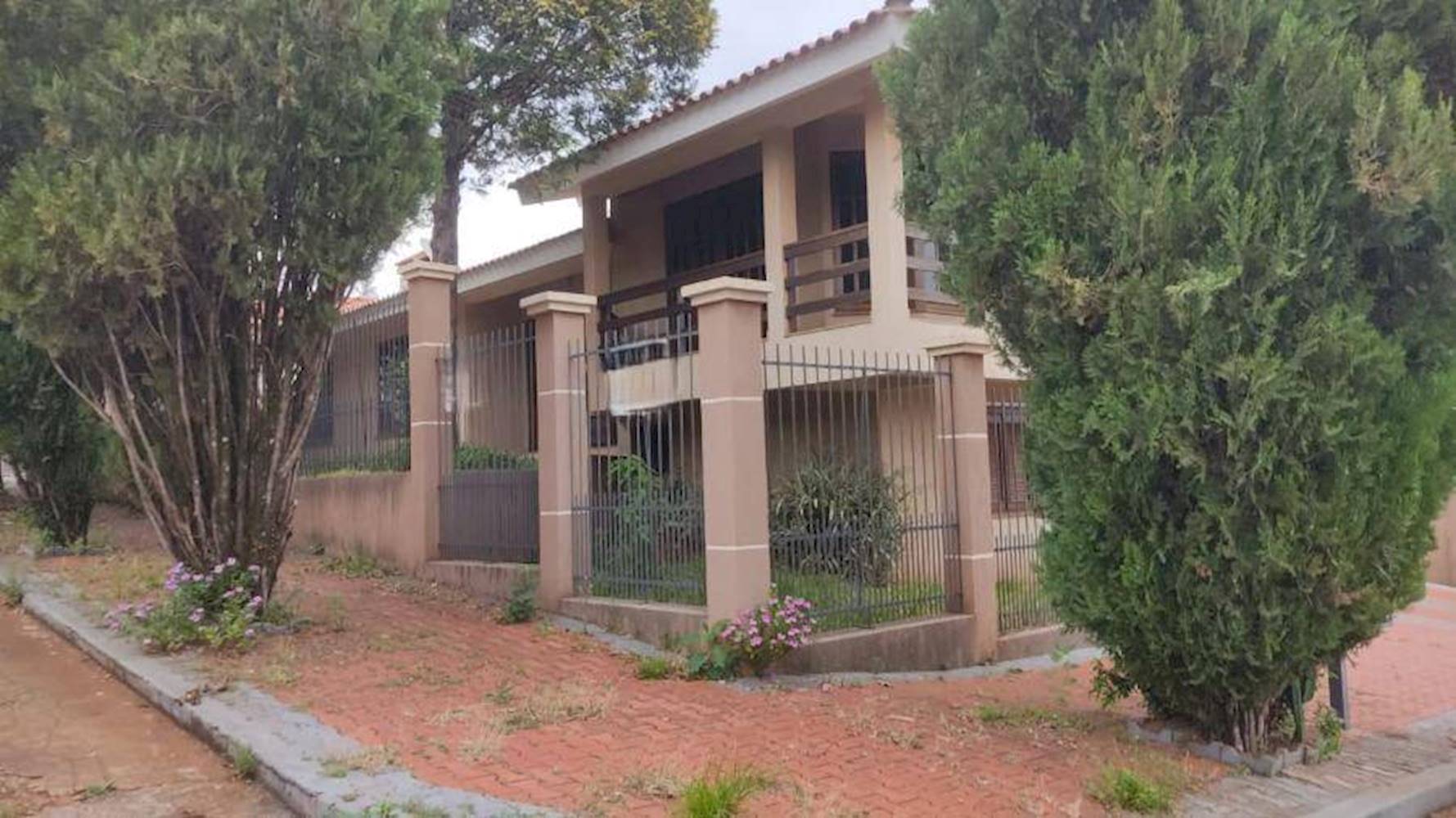 Casa em São Francisco - Santa Rosa/RS, localizado em Santa Rosa - RS