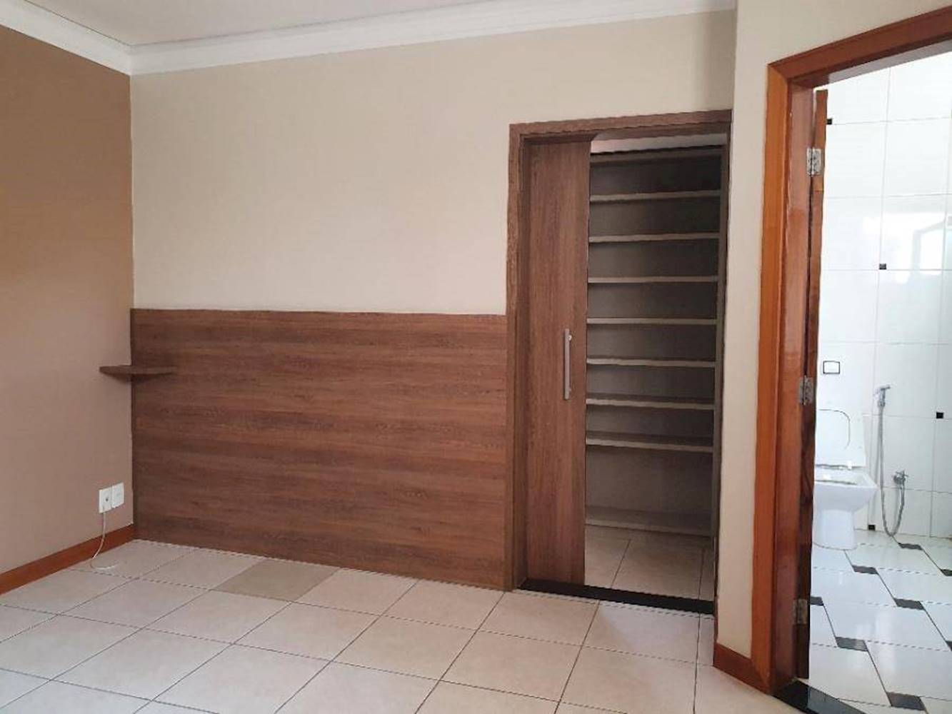 Casa no Alto Cafezal - Marília/SP, localizado em Marília - SP