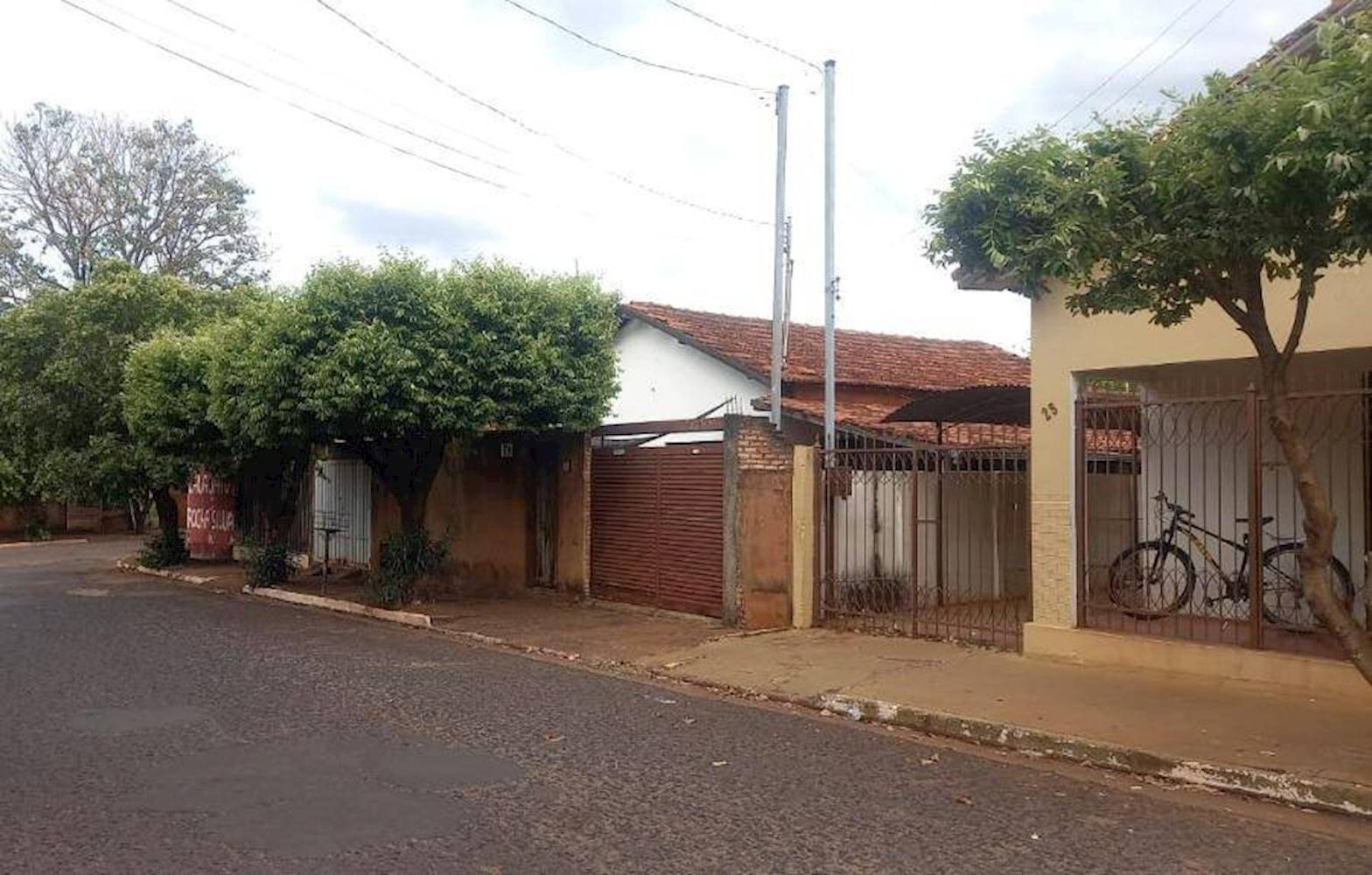 Casa no Centro de Frutal/MG, localizado em Frutal - MG