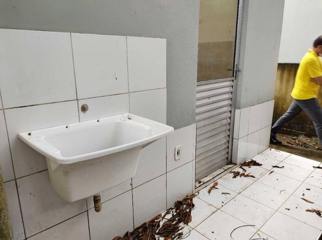 Casa em Condomínio no Parque Verde I - Camaçari/BA, localizado em Camaçari - BA