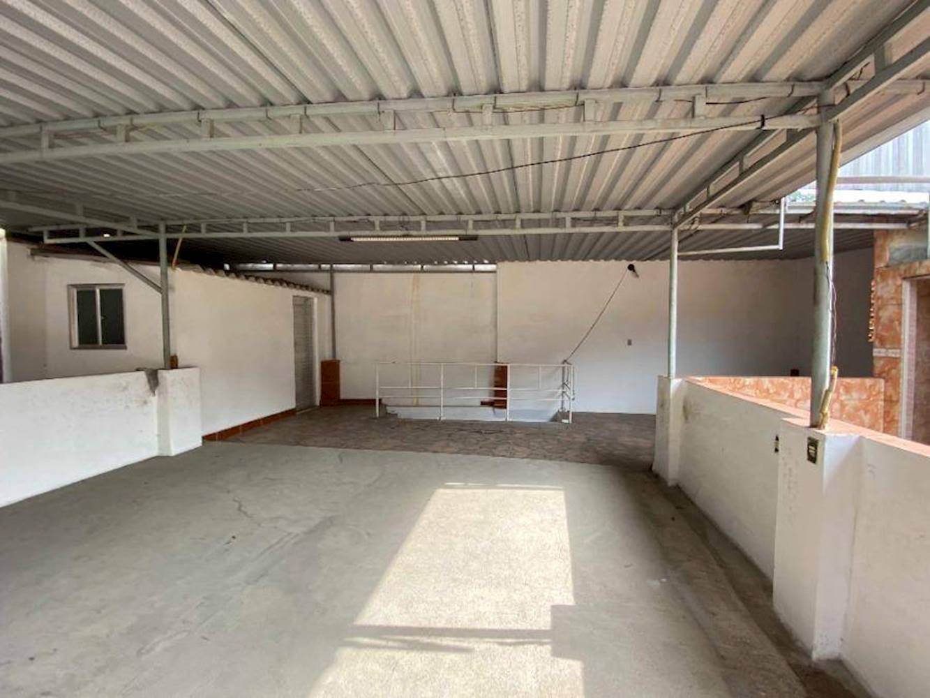 Casa no Vale Da Simpatia - São João De Meriti/RJ, localizado em São João de Meriti - RJ