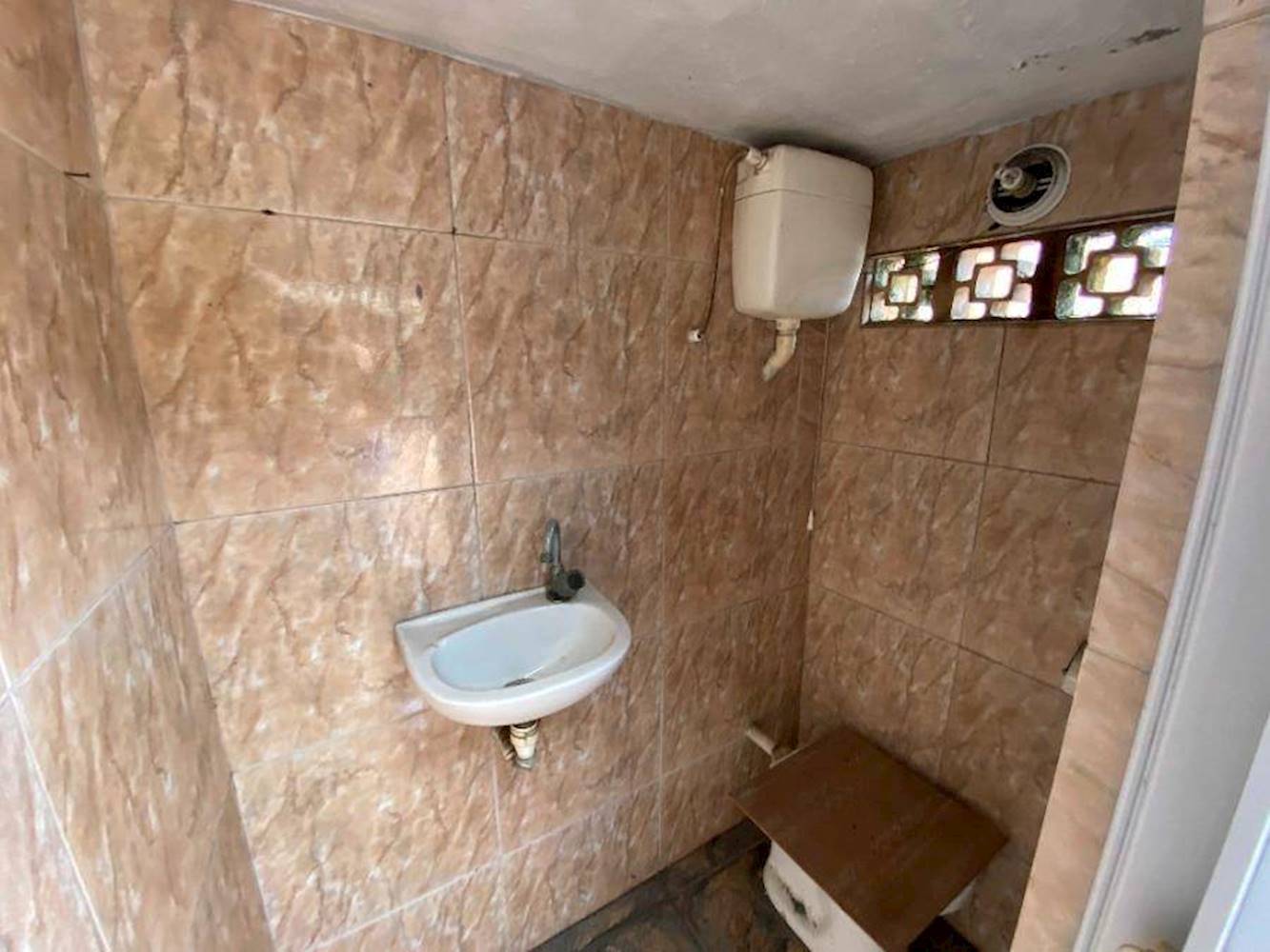 Casa no Vale Da Simpatia - São João De Meriti/RJ, localizado em São João de Meriti - RJ