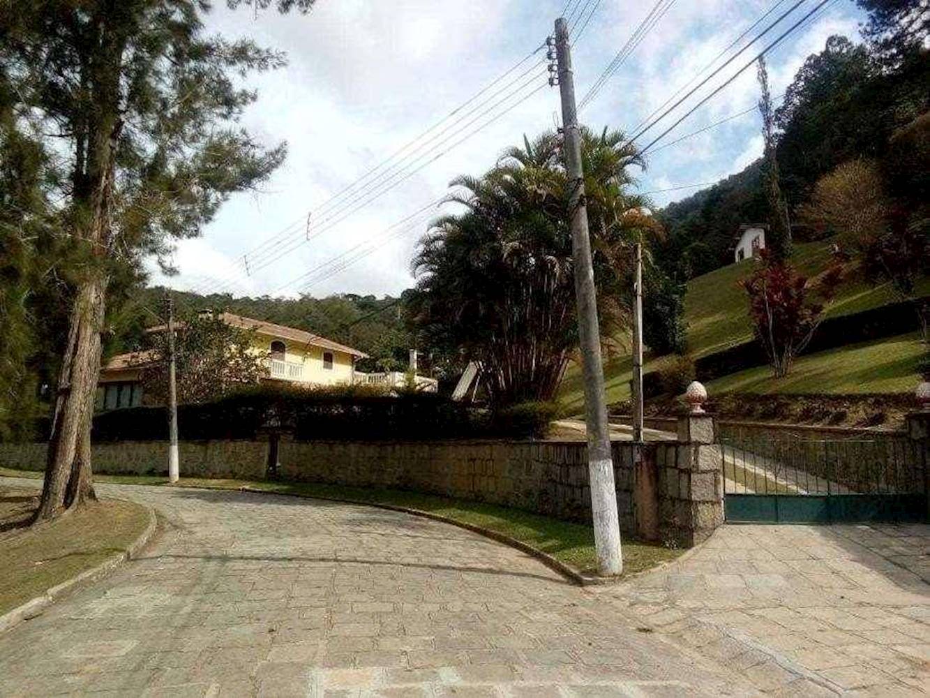 Casa em Condomínio no Colônia Alpina - Teresópolis/RJ, localizado em Teresópolis - RJ