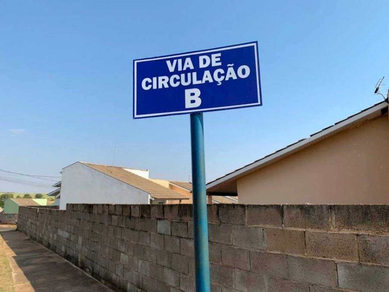 Casa em Condomínio no Valdevino Souza - Valparaíso/SP, localizado em Valparaíso - SP