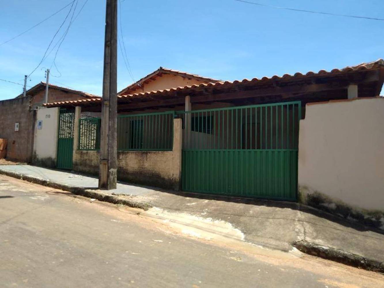 Casa em Medalha Milagrosa - Pedrinópolis/MG, localizado em Pedrinópolis - MG