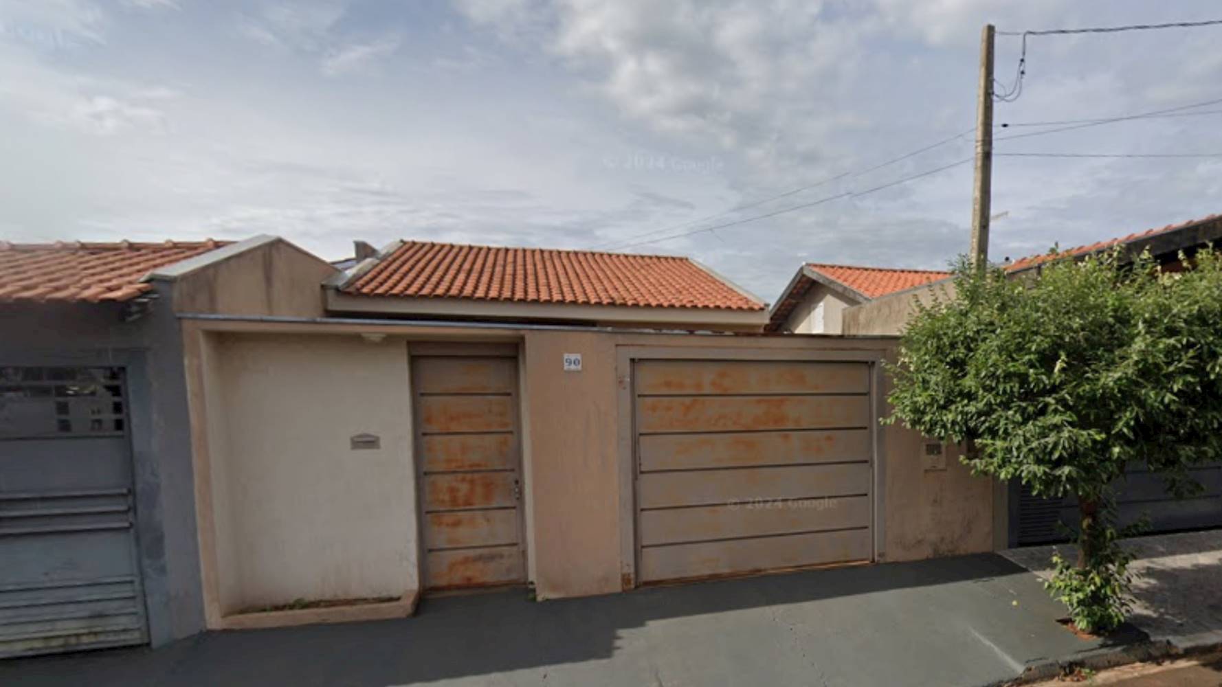 Casa no Jardim Ângelo Jurca em Ribeirão Preto/SP, localizado em Ribeirão Preto - SP