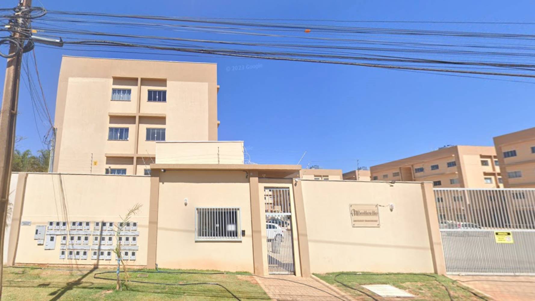 Imagem do imóvel Apartamento no "Condomínio Residencial Belleville" - Mansões Centro Oeste - Águas Lindas de Goiás/GO