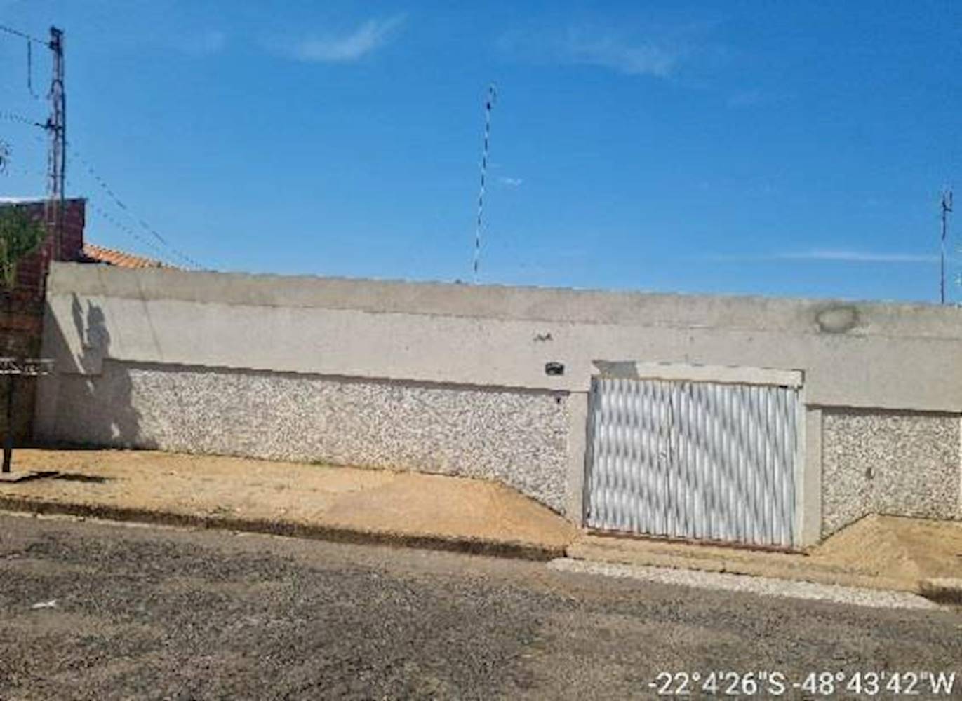 Casa no Jardim Industrial I em Bariri/SP, localizado em Bariri - SP