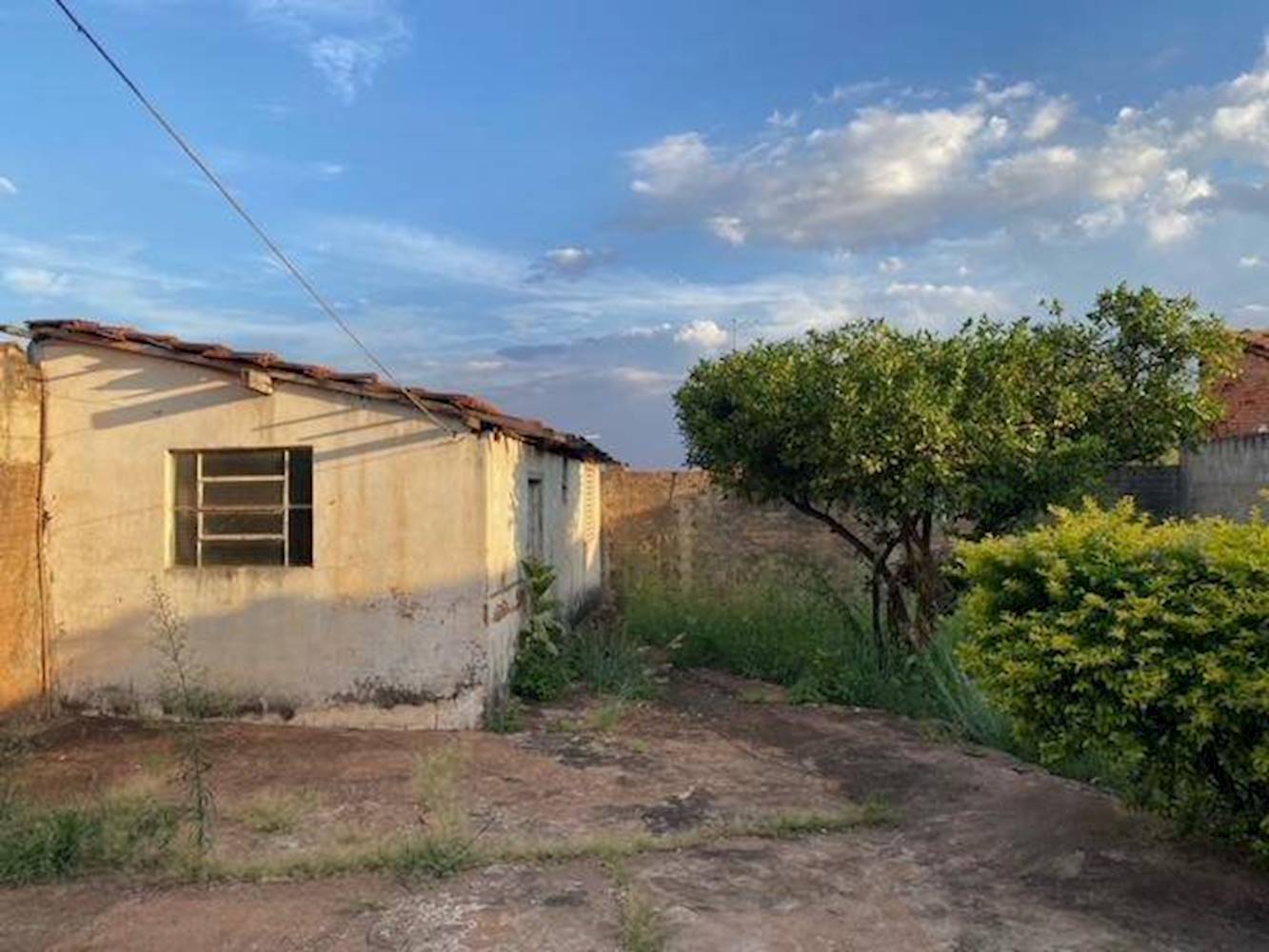 Casa no Jardim Industrial I em Bariri/SP, localizado em Bariri - SP