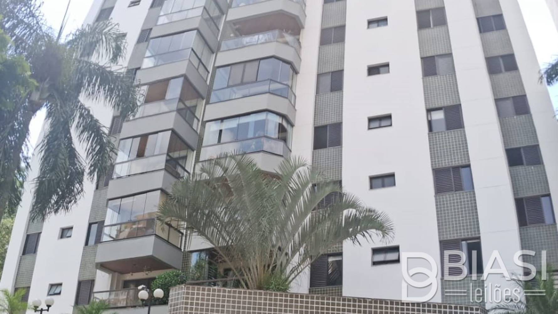 Apartamento no "Edifício Pérola do Morumbi" na Vila Andrade em São Paulo/SP, localizado em São Paulo - SP