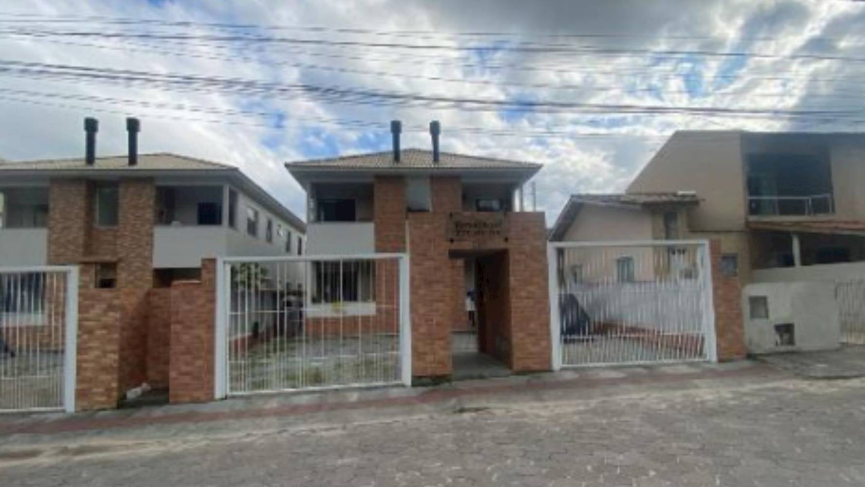 Imagem do imóvel Apartamento no "Condomínio Residencial Pôr do Sol" - São Sebastião - Palhoça/SC