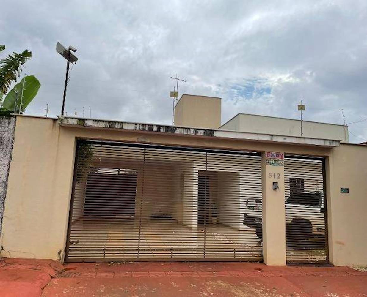 Imagem do imóvel Casa, Padrão, 2 vaga(s) de garagem