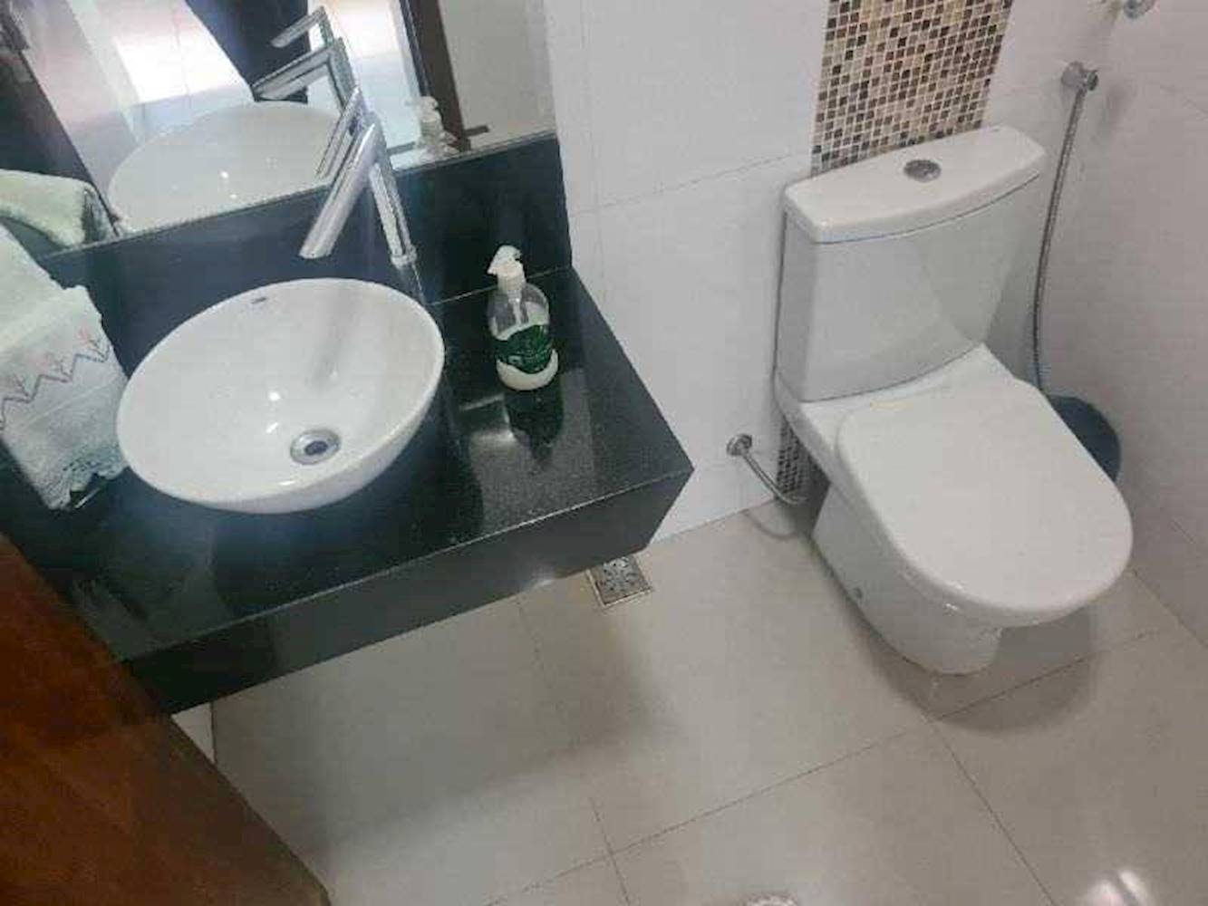 Casa, Em condomínio, 1 vaga(s) de garagem, localizado em Goiânia - GO