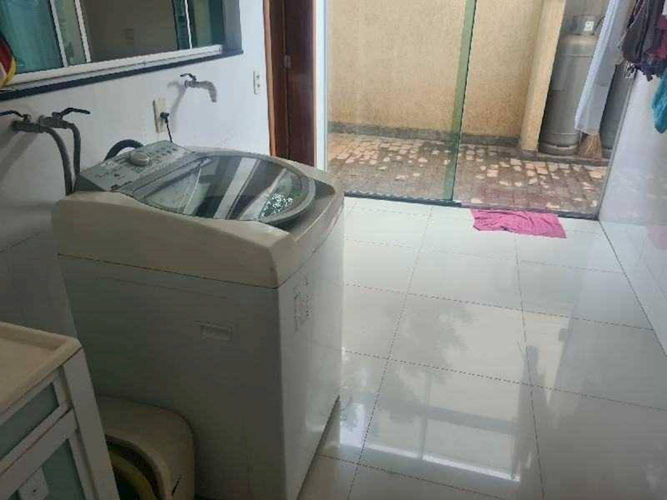 Casa, Em condomínio, 1 vaga(s) de garagem, localizado em Goiânia - GO