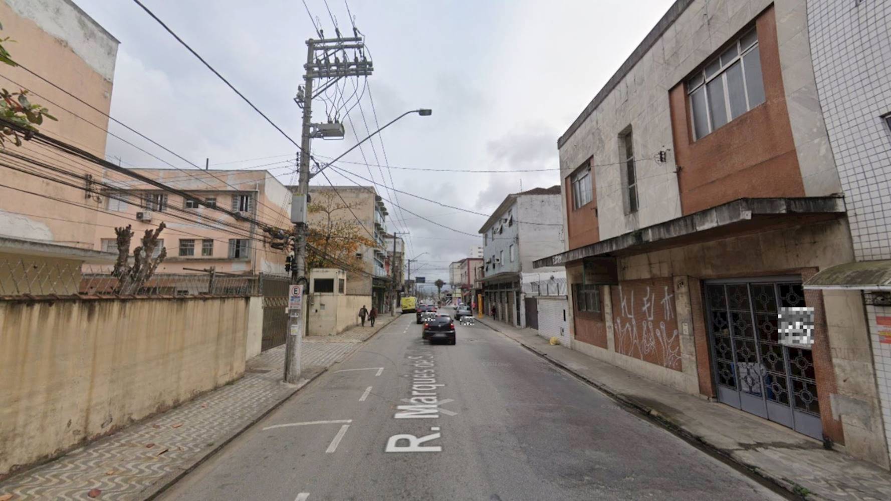 Apartamento no "Edifício Regina Sabóia" - Centro - São Vicente/SP, localizado em São Vicente - SP