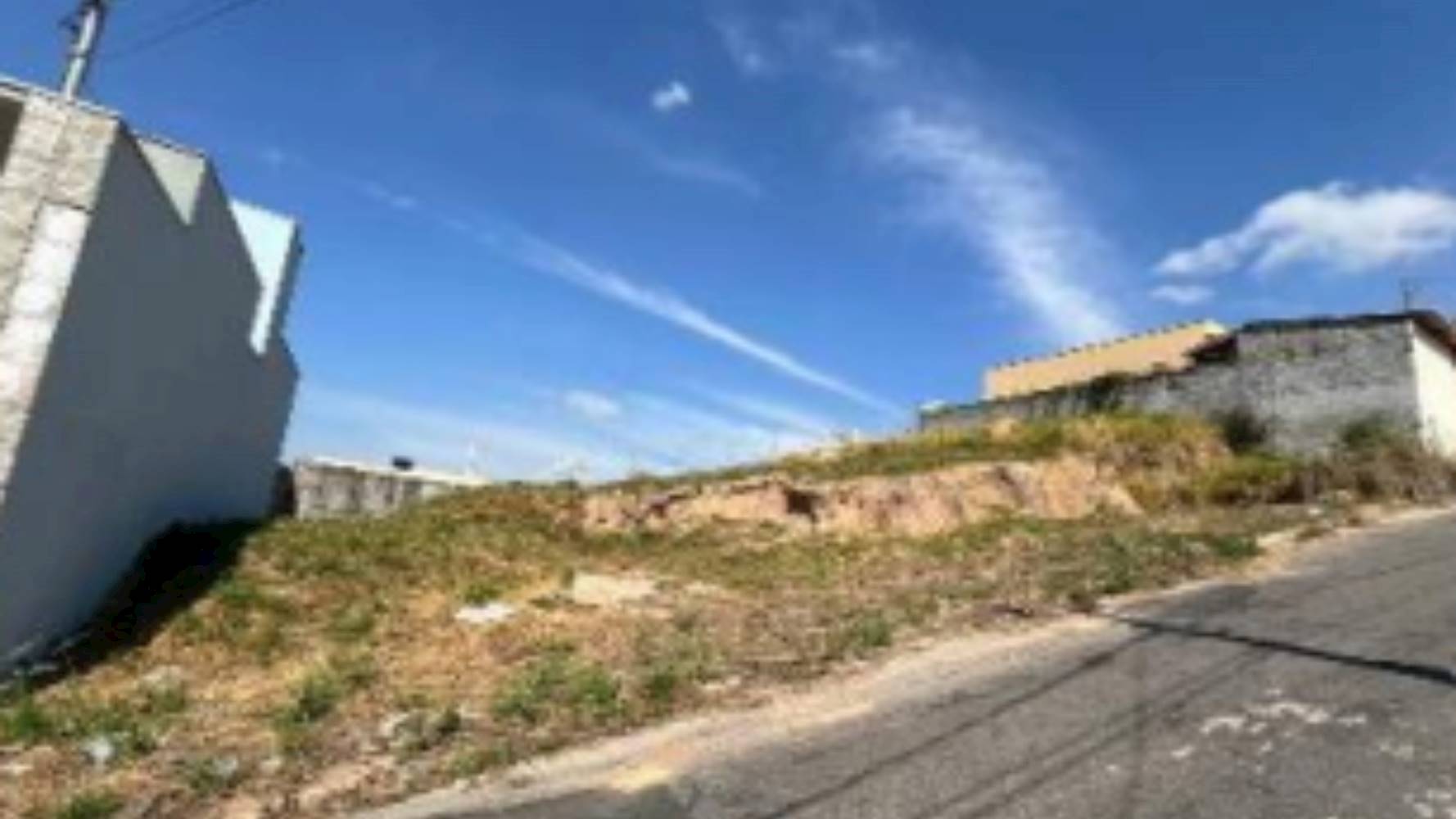 Terreno no "Residencial Eldorado" - Vagem dos Barbosas - Perdões/MG, localizado em PerdõEs - MG