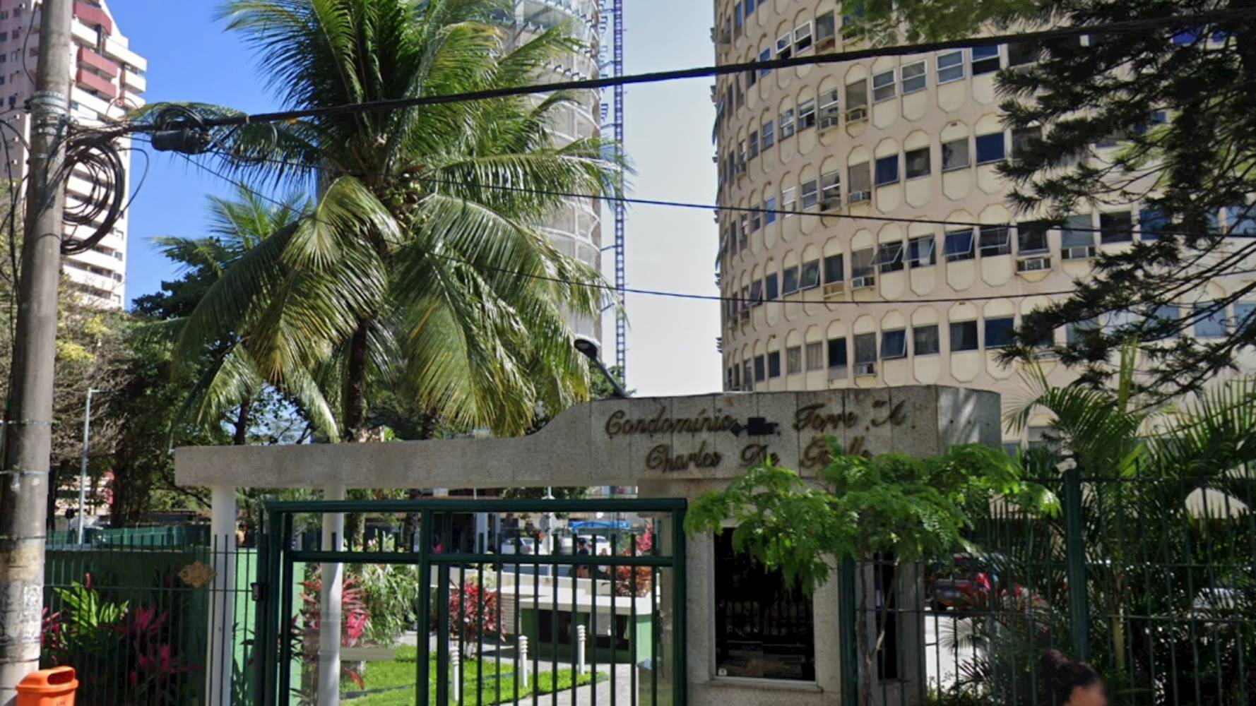 Apartamento no "Edificio Torre Charles de Gaulle" - Barra da Tijuca - Rio de Janeiro/RJ, localizado em Rio de Janeiro - RJ