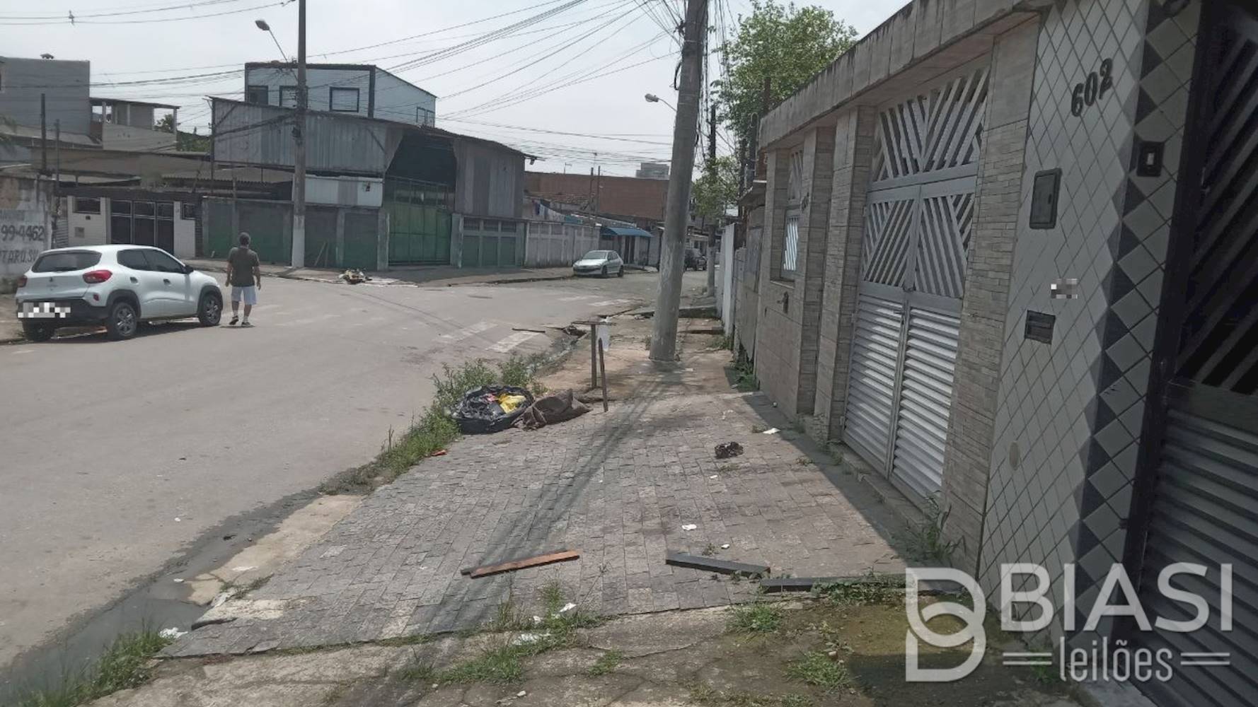Casa no Parque Bitaru em São Vicente/SP, localizado em São Vicente - SP