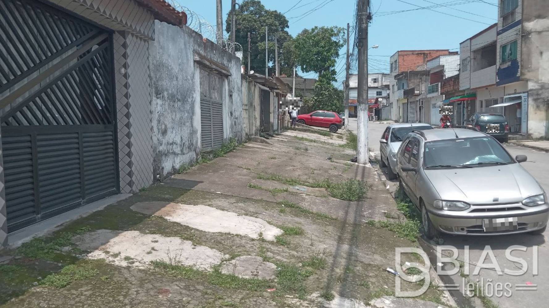 Casa no Parque Bitaru em São Vicente/SP, localizado em São Vicente - SP