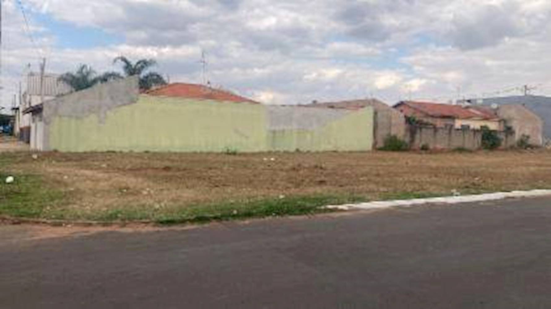 Lote, Padrão, 0 vaga(s) de garagem