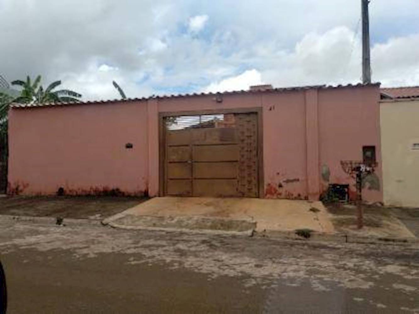 Casa, Padrão, 0 vaga(s) de garagem