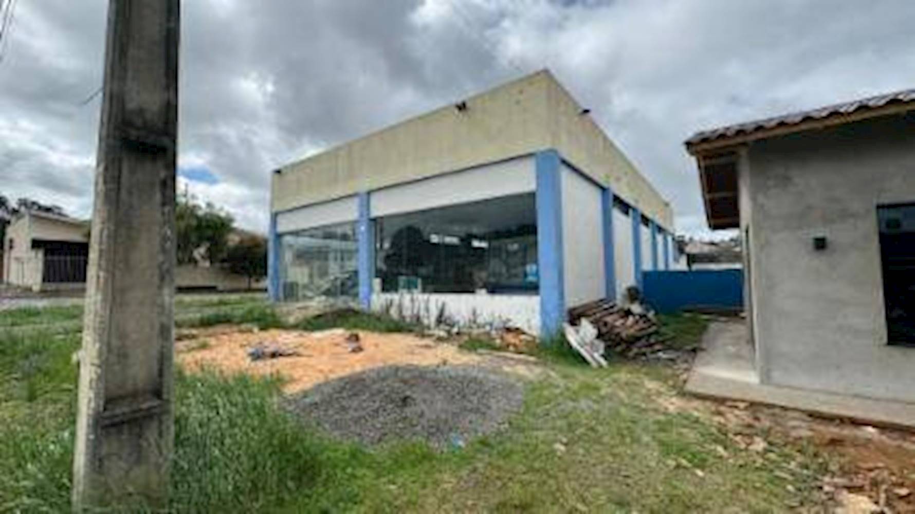 Galpão, Padrão, 0 vaga(s) de garagem