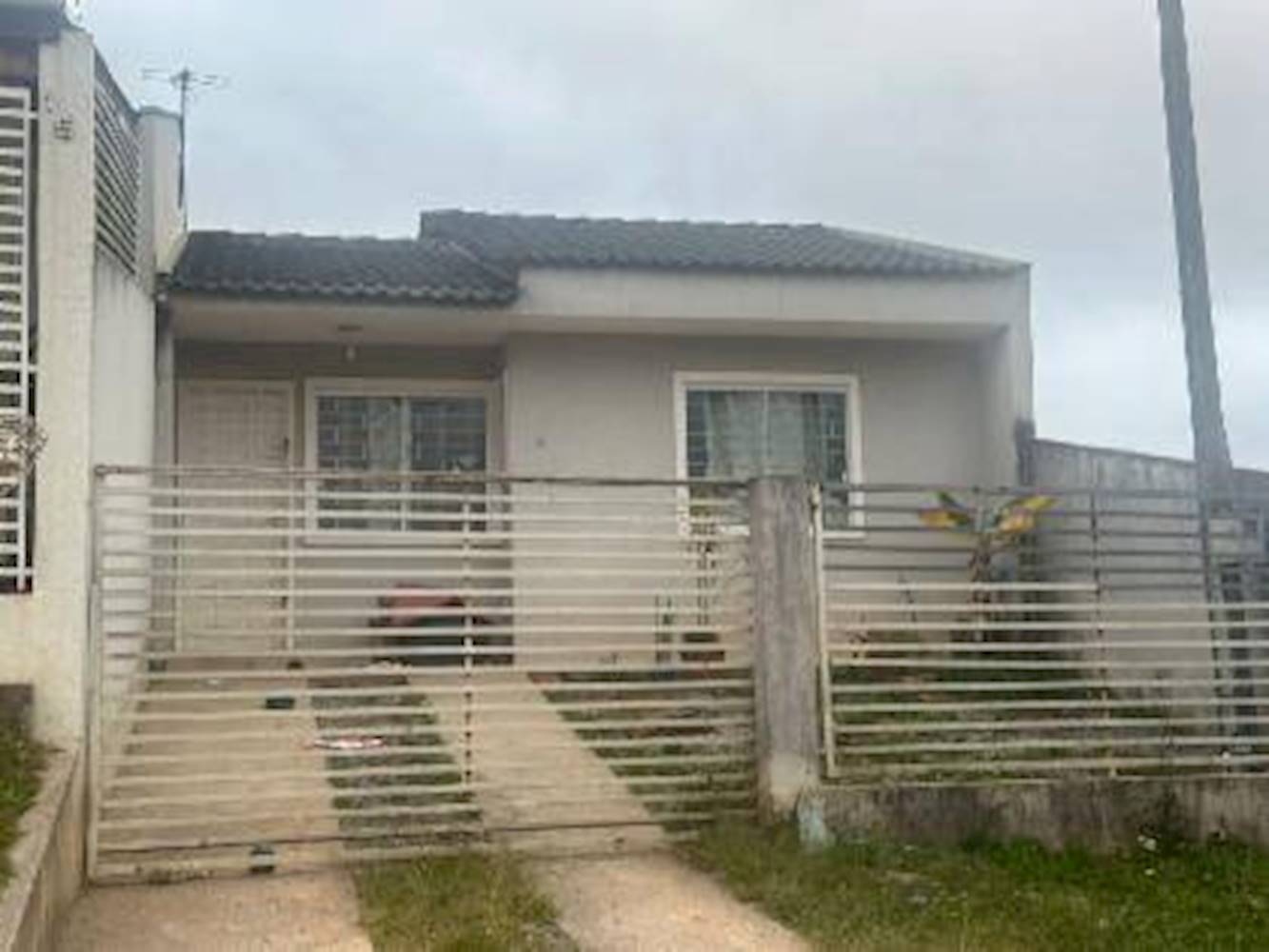 Casa de Condomínio em Embu - Colombo/PR, localizado em Colombo - PR