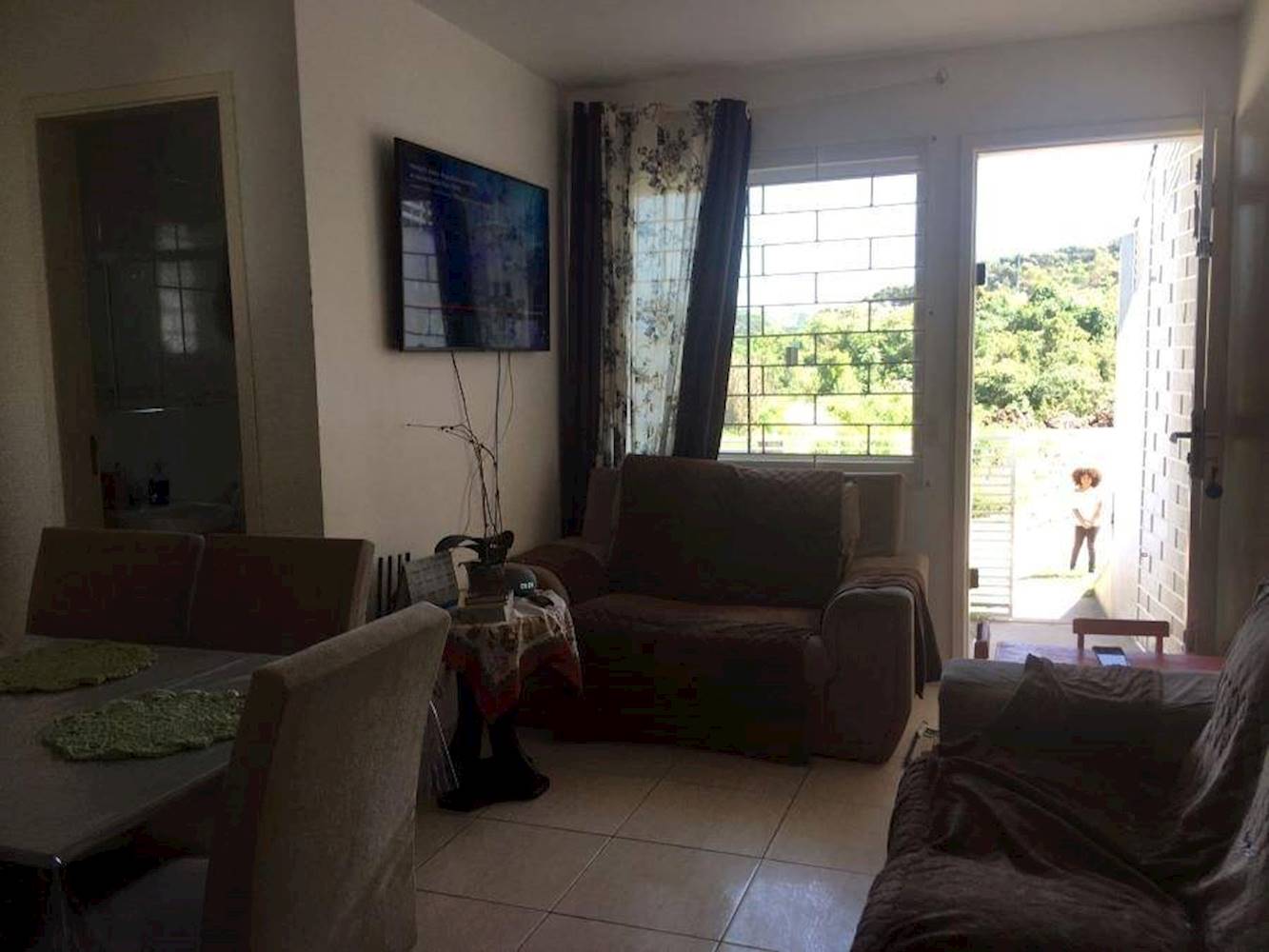 Casa de Condomínio em Embu - Colombo/PR, localizado em Colombo - PR