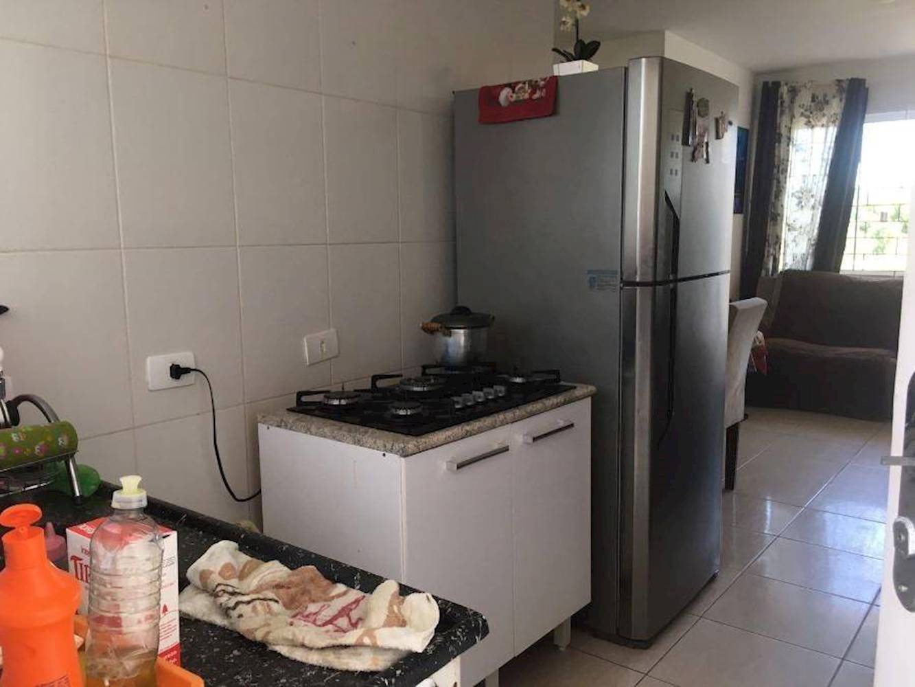 Casa de Condomínio em Embu - Colombo/PR, localizado em Colombo - PR