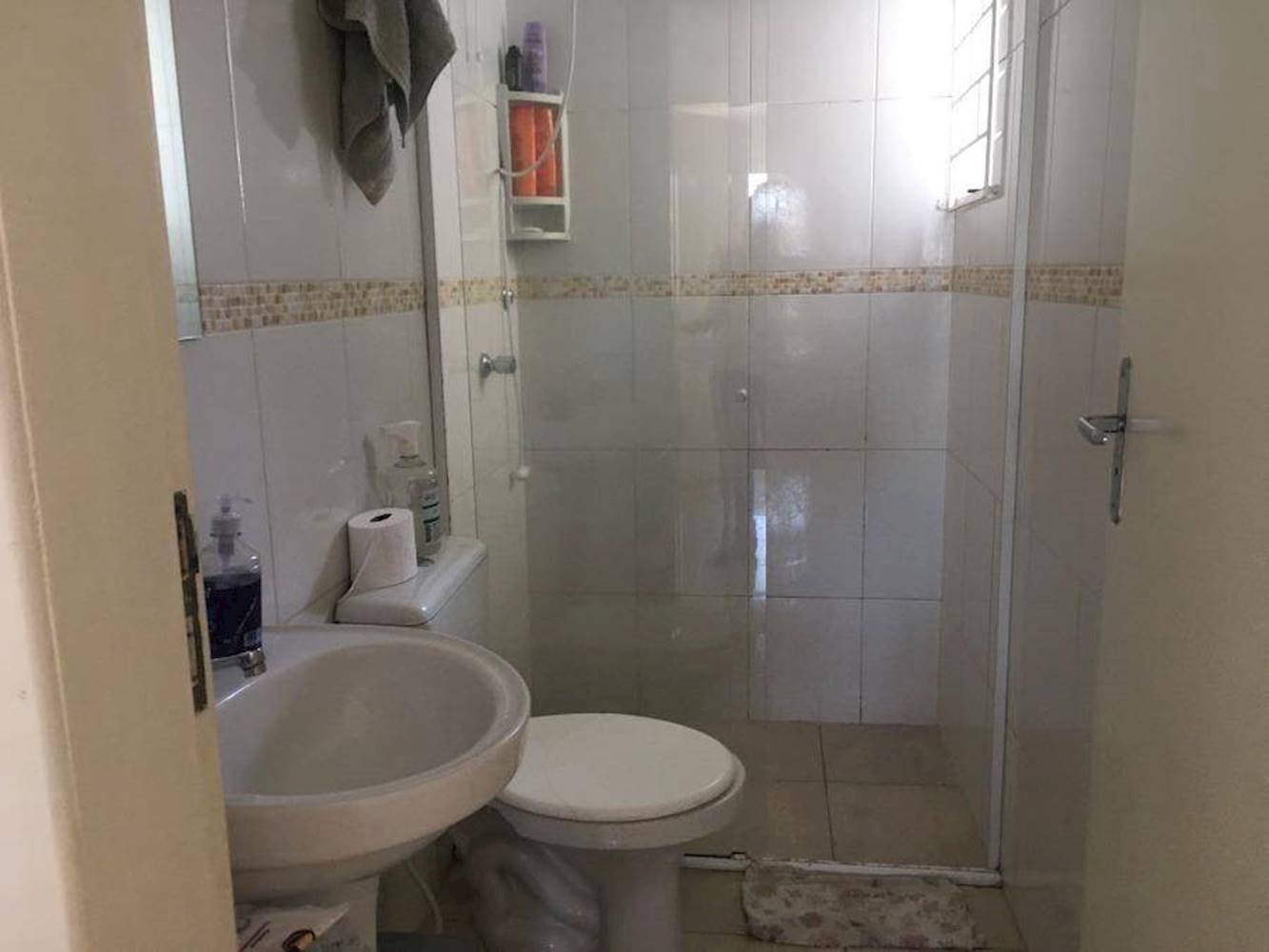 Casa de Condomínio em Embu - Colombo/PR, localizado em Colombo - PR