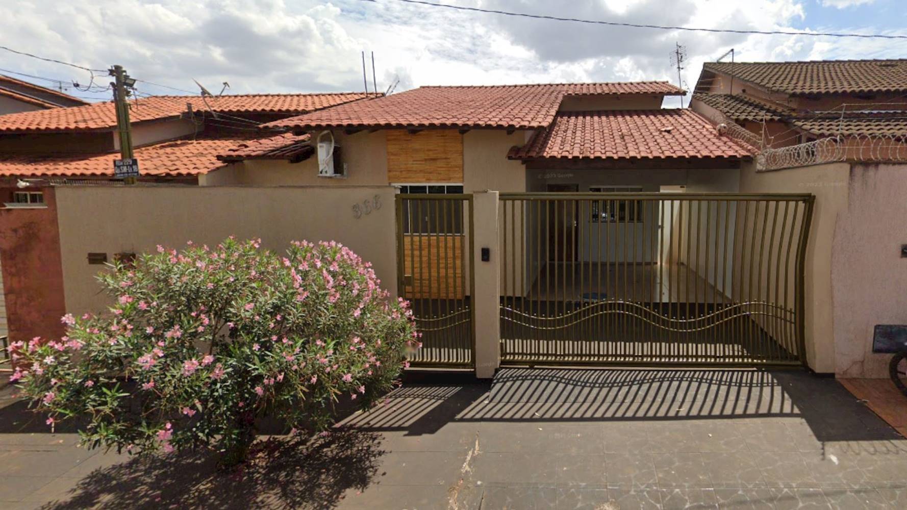 Casa no Jardim Santa Helena - Santa Helena de Goiás/GO, localizado em Santa Helena de Goiás - GO