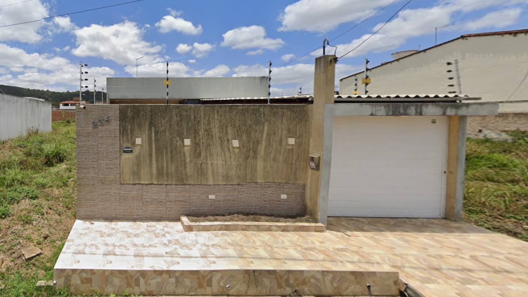 Casa no Bairro Água Branca em Vitória de Santo Antão/PE