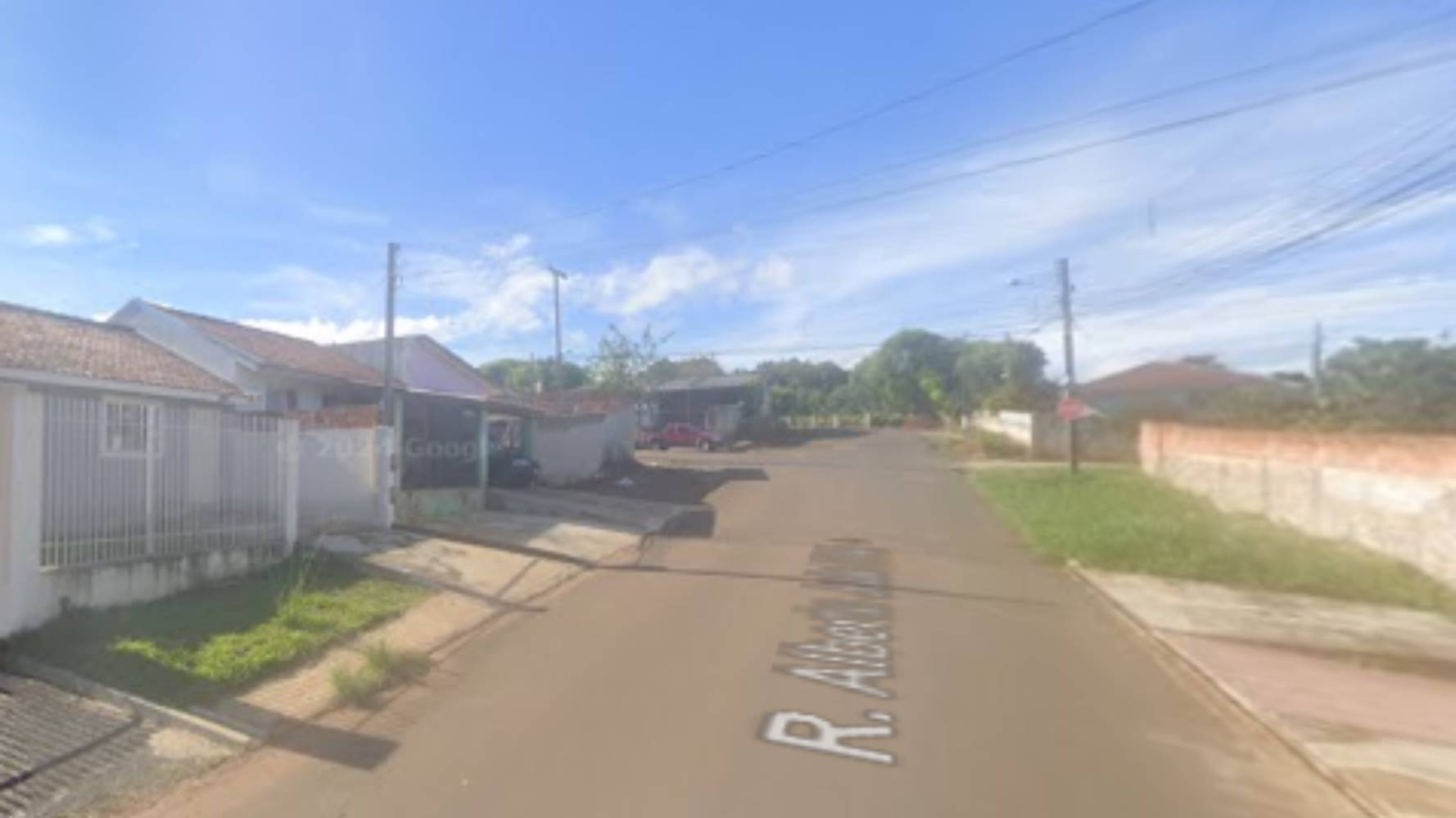 Casa no Bairro Uvaranas em Ponta Grossa/PR, localizado em Ponta Grossa - PR