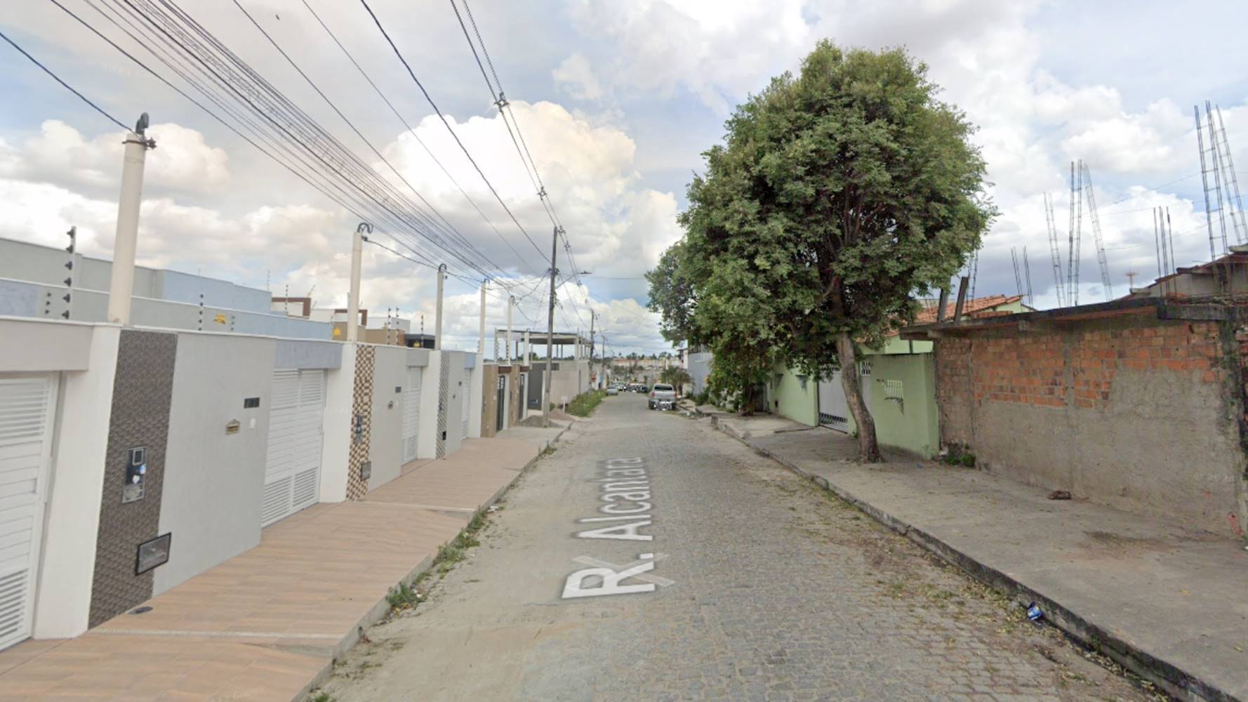 Casa em Mangabeira - Feira de Santana/BA, localizado em Feira de Santana - BA